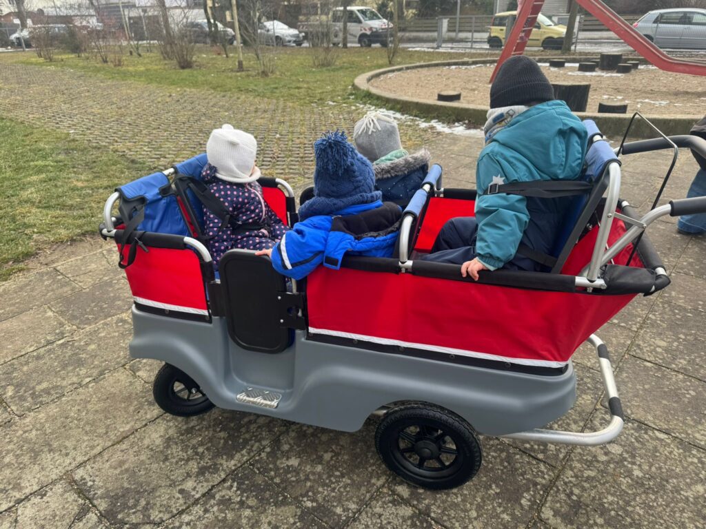 Kindergartenbus für die Villa Kunterbunt